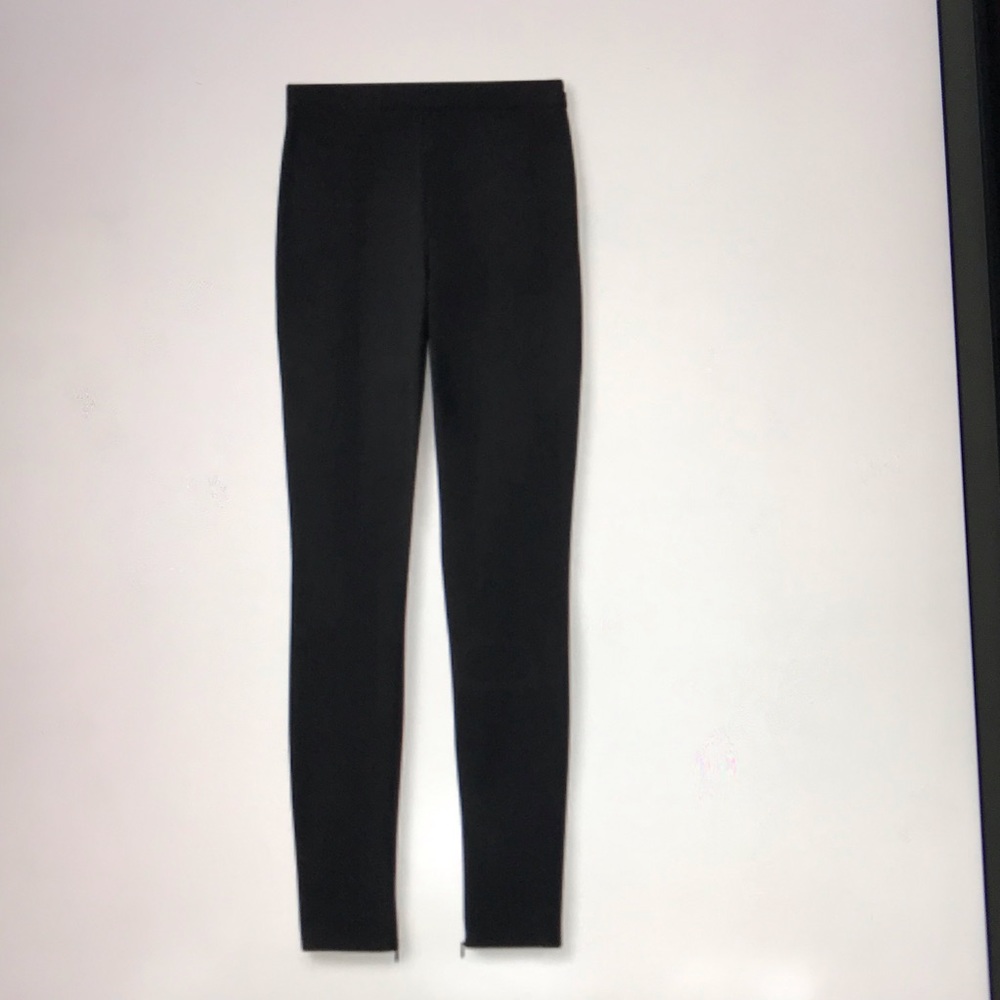 NWT  ST. JOHN  Black stretch Pants